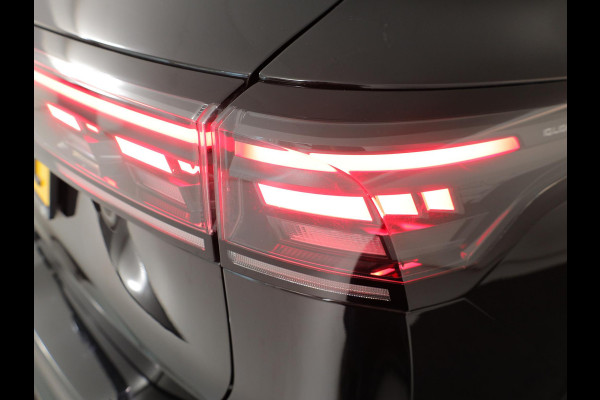 Volkswagen Tiguan 1.5 eHybrid R-Line Edition 204 pk Automaat (DSG) | Verlengde garantie | Navigatie | Panoramadak | Trekhaak (wegklapbaar) | Parkeersensoren (Park assist) | Rondomzicht camera | Stoelverwarming v/a | R-Line |