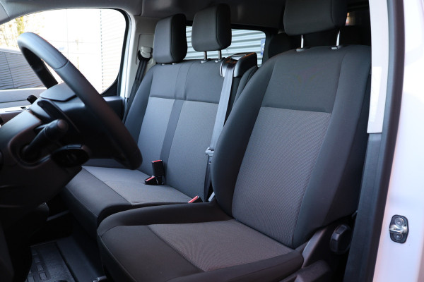 Peugeot Expert 2.0 BlueHDI 180 Long DC | Dubbel Cabine | 6-Zitter | Bi-Xenon | CarPlay | Camera | Navigatie | Stoelverwarming | L+R Schuifdeur | Grip control | NAP Logisch | Nieuwe APK