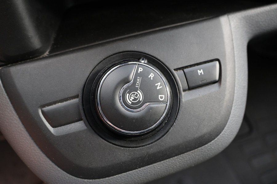 Peugeot Expert 2.0 BlueHDI 180 Long DC | Dubbel Cabine | 6-Zitter | Bi-Xenon | CarPlay | Camera | Navigatie | Stoelverwarming | L+R Schuifdeur | Grip control | NAP Logisch | Nieuwe APK