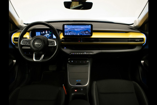 Jeep Avenger Avenger 54 kWh (APPLE CARPLAY,NAVI,CAMERA,PDC,SPORTSTOELEN,ACC,LM VELGEN,NETTESTAAT)