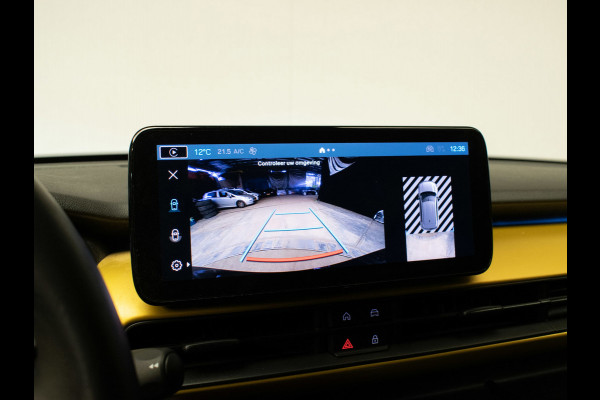 Jeep Avenger Avenger 54 kWh (APPLE CARPLAY,NAVI,CAMERA,PDC,SPORTSTOELEN,ACC,LM VELGEN,NETTESTAAT)