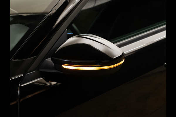 Jeep Avenger Avenger 54 kWh (APPLE CARPLAY,NAVI,CAMERA,PDC,SPORTSTOELEN,ACC,LM VELGEN,NETTESTAAT)