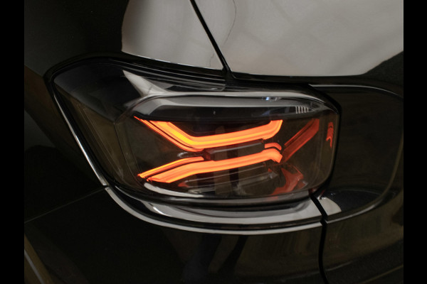 Jeep Avenger Avenger 54 kWh (APPLE CARPLAY,NAVI,CAMERA,PDC,SPORTSTOELEN,ACC,LM VELGEN,NETTESTAAT)