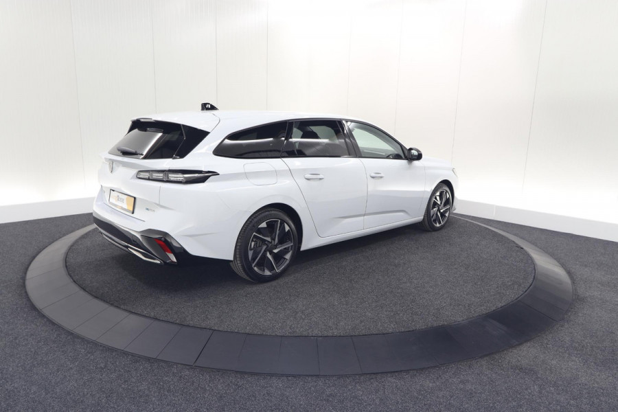 Peugeot 308 SW 1.6 Plug-in Hybrid 180 Allure | 360 Camera | Adaptieve Cruise Control | Navigatie | Apple Carplay