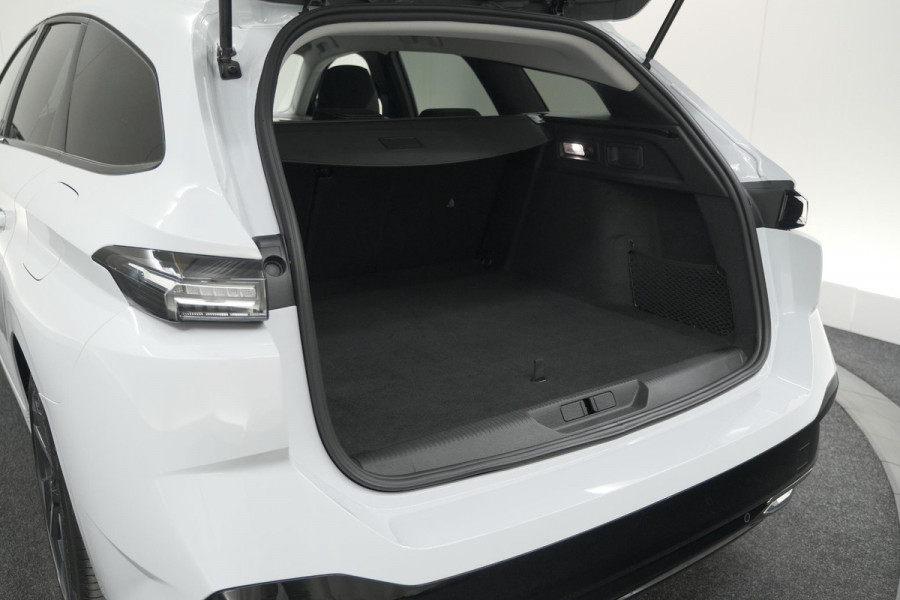 Peugeot 308 SW 1.6 Plug-in Hybrid 180 Allure | 360 Camera | Adaptieve Cruise Control | Navigatie | Apple Carplay