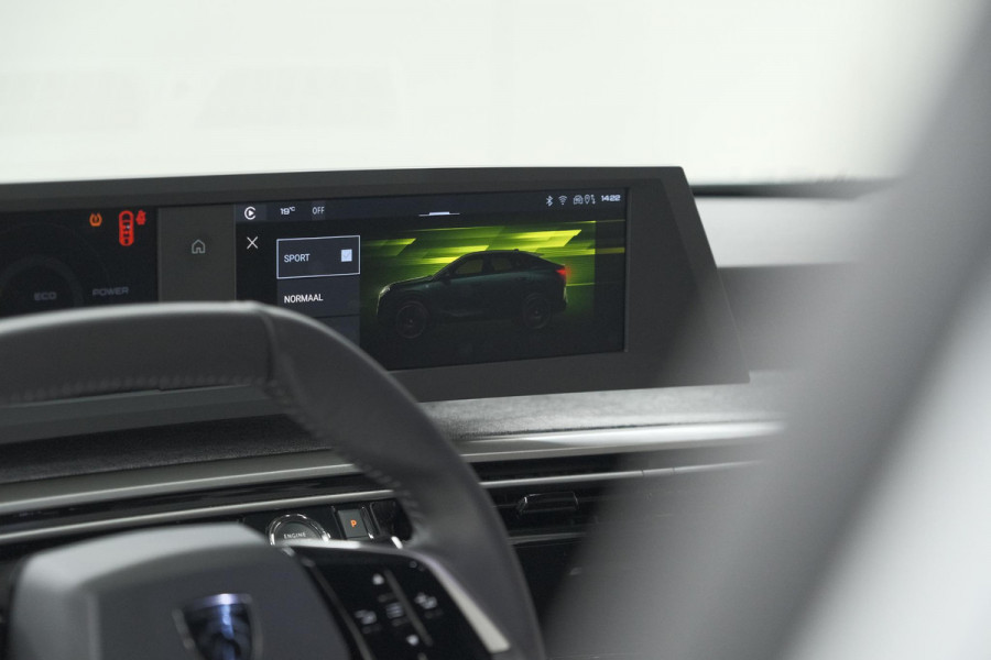 Peugeot 3008 136 Hybrid e-DCS6 Allure | Stoelverwarming | Camera | Apple Carplay
