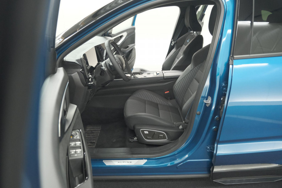 Renault Austral 1.2 E-Tech full hybrid 200 iconic esprit Alpine | Elektrische Kofferklep | Winterpakket | Adaptieve Cruise Control