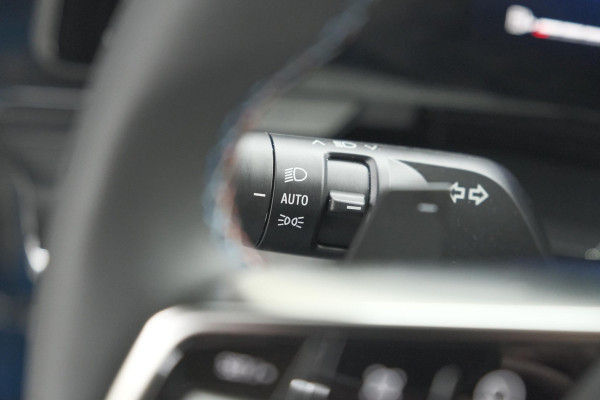 Renault Austral 1.2 E-Tech full hybrid 200 iconic esprit Alpine | Elektrische Kofferklep | Winterpakket | Adaptieve Cruise Control