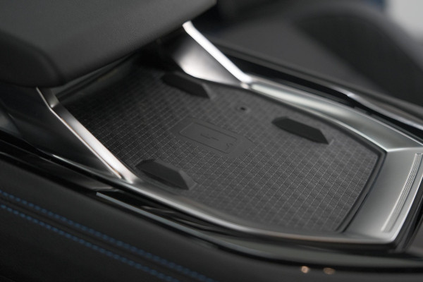 Renault Austral 1.2 E-Tech full hybrid 200 iconic esprit Alpine | Elektrische Kofferklep | Winterpakket | Adaptieve Cruise Control