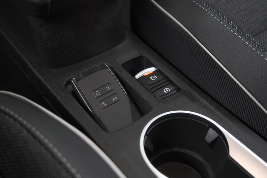 Renault Captur 1.6 E-Tech Hybrid 145 Techno | Pack Parking | Camera | Navigatie | Apple CarPlay