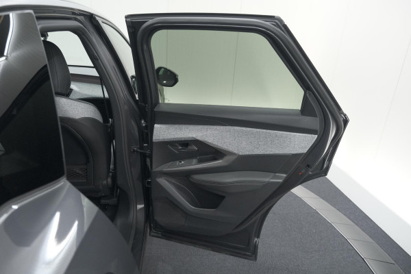 Peugeot 3008 1.2 Hybrid 136 GT | Pack Winter | Camera | Adaptieve Cruise Control | Elektrische Kofferklep