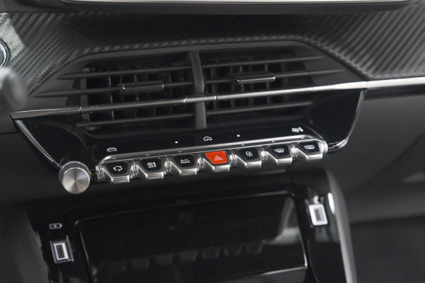 Peugeot 2008 1.2 Hybrid 145 Allure | 360 Camera | Adaptieve Cruise Control | Dodehoekdetectie | Apple Carplay