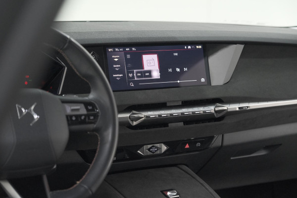 DS DS 4 PureTech 130 EAT8 Performance Line | Camera | Apple Carplay | Alcantara® bekleding | Parkeersensensoren