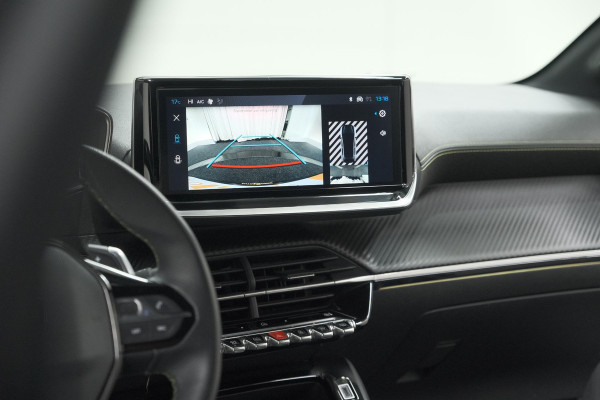 Peugeot 208 Hybrid 136 e-DCS6 GT | Camera | Apple Carplay & Android Auto | Parkeersensoren