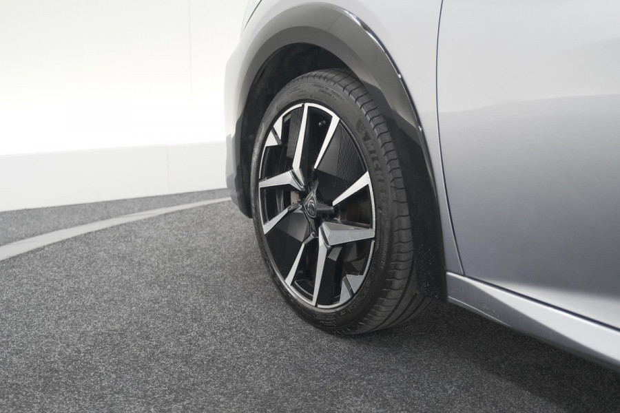 Peugeot 208 Hybrid 136 e-DCS6 GT | Camera | Apple Carplay & Android Auto | Parkeersensoren