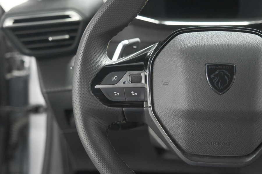 Peugeot 208 Hybrid 136 e-DCS6 GT | Camera | Apple Carplay & Android Auto | Parkeersensoren