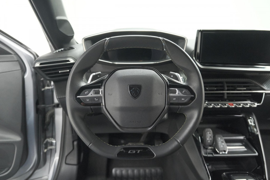 Peugeot 208 Hybrid 136 e-DCS6 GT | Camera | Apple Carplay & Android Auto | Parkeersensoren