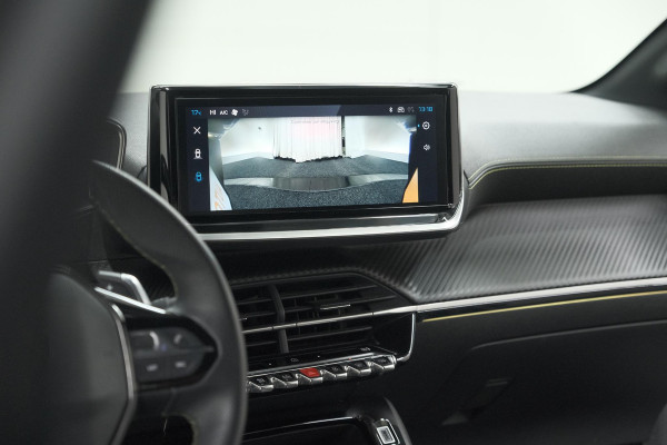 Peugeot 208 Hybrid 136 e-DCS6 GT | Camera | Apple Carplay & Android Auto | Parkeersensoren