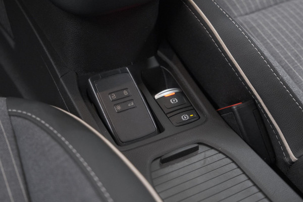 Renault Clio TCe 90 GPF Techno | 360 Camera | Adaptieve Cruise Control | 9.3 Inch Groot Scherm