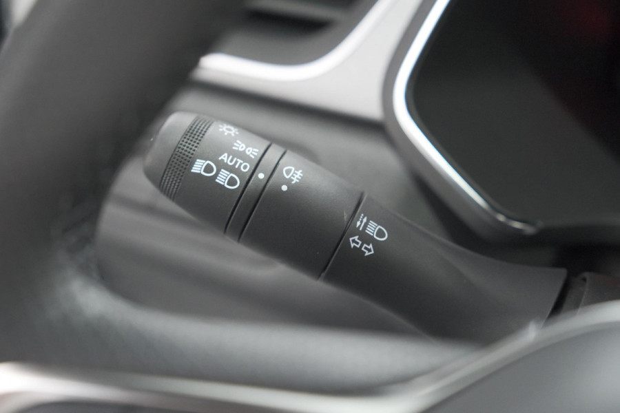 Renault Captur TCe 90 Techno | Nieuw Model | Camera | Harman Kardon | Apple Carplay | Parkeersensoren | 18 Inch Lichtmetalen Velgen