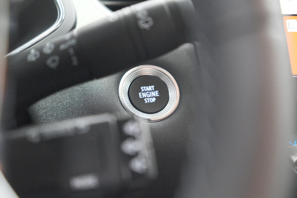 Renault Captur TCe 90 Techno | Nieuw Model | Camera | Harman Kardon | Apple Carplay | Parkeersensoren | 18 Inch Lichtmetalen Velgen