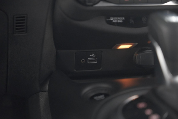 Nissan Juke 1.6 Hybrid Business Premium | Camera | Apple Carplay | Parkeersensoren