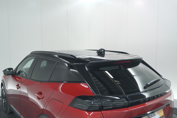 Peugeot 2008 PureTech 130 EAT8 GT | 360 Camera | Stoelmassage | Adaptieve Cruise Control | Dodehoekdetectie
