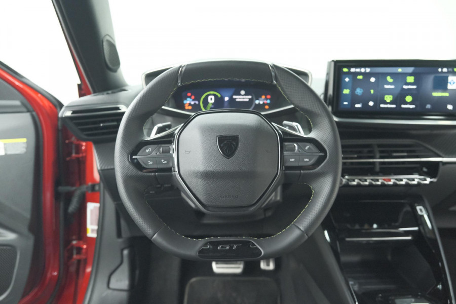 Peugeot 2008 PureTech 130 EAT8 GT | 360 Camera | Stoelmassage | Adaptieve Cruise Control | Dodehoekdetectie