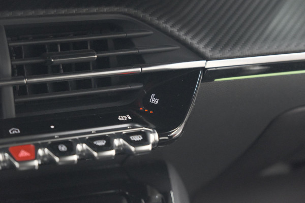 Peugeot 2008 PureTech 130 EAT8 GT | 360 Camera | Stoelmassage | Adaptieve Cruise Control | Dodehoekdetectie