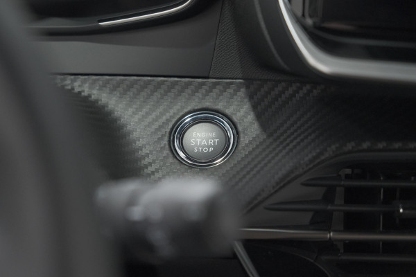 Peugeot 2008 Hybrid 145 e-DCS6 Allure | 360 Camera | Adaptieve Cruise Control | Dodehoekdetectie | Navigatie