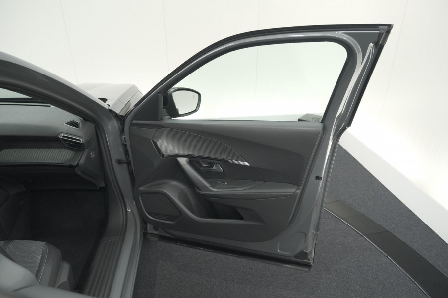 Peugeot 2008 Hybrid 145 e-DCS6 Allure | 360 Camera | Adaptieve Cruise Control | Dodehoekdetectie | Navigatie