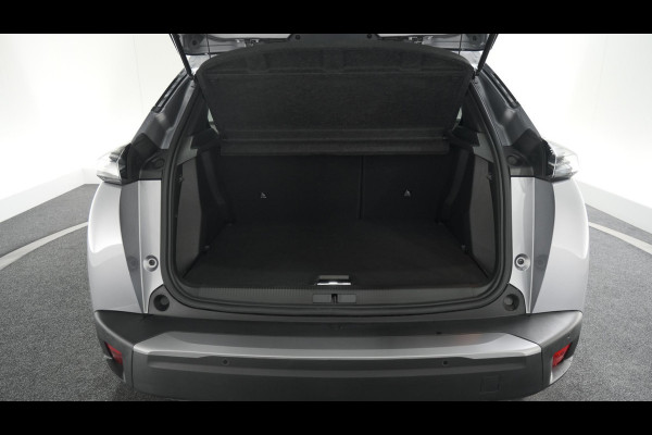 Peugeot 2008 PureTech 130 EAT8 Allure | 360 Camera | Dodehoekdetectie | Stoelverwarming | Apple Carplay
