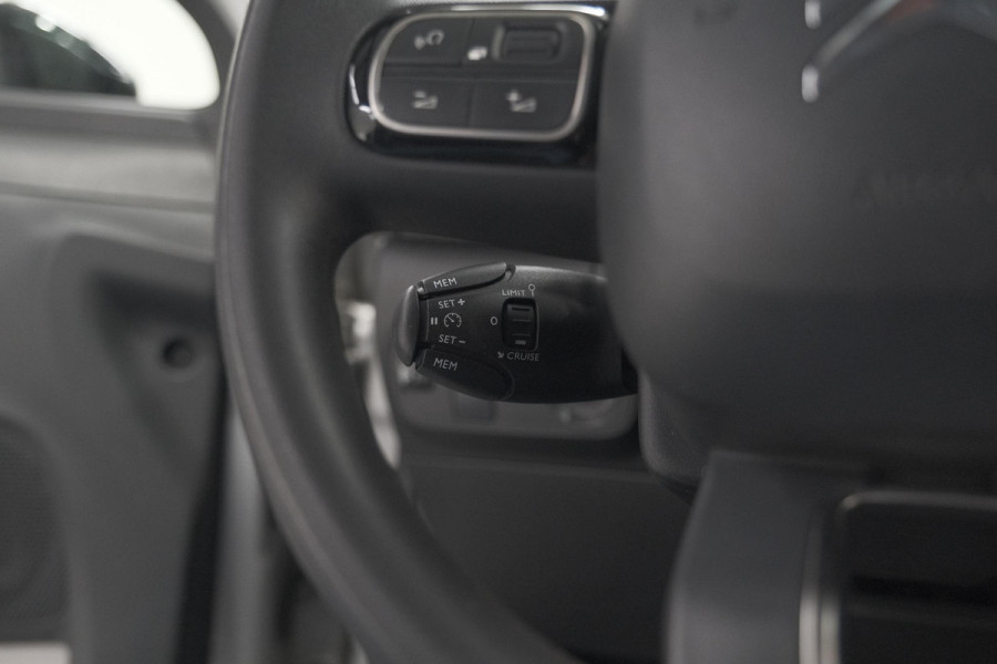 Citroën C3 PureTech 82 Feel Edition | Parkeersensoren | Navigatie | Apple Carplay | Climate Control