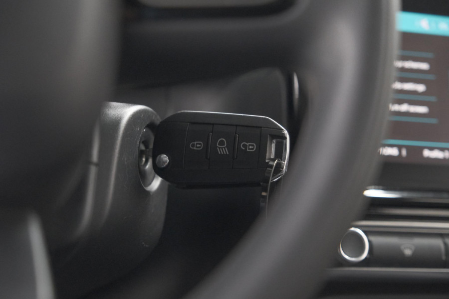 Citroën C3 PureTech 82 Feel Edition | Parkeersensoren | Navigatie | Apple Carplay | Climate Control