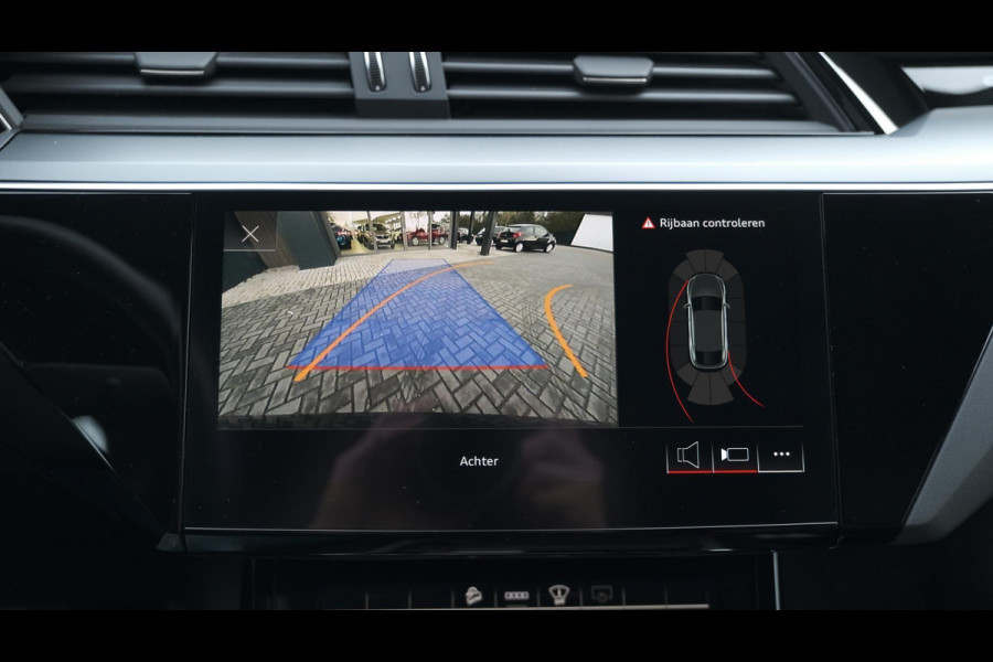 Audi e-tron Sportback 55 Quattro S Edition 95 kWh 408 pk| Head-Up Display | Luchtvering | Elektronische Kofferklep | Camera
