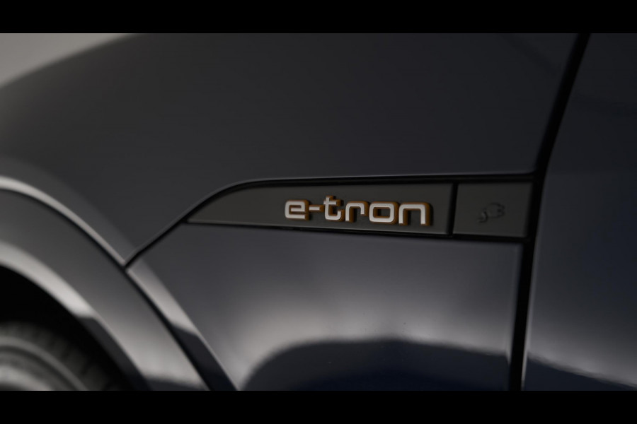 Audi e-tron Sportback 55 Quattro S Edition 95 kWh 408 pk| Head-Up Display | Luchtvering | Elektronische Kofferklep | Camera