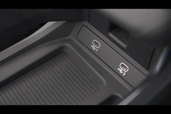 Audi e-tron Sportback 55 Quattro S Edition 95 kWh 408 pk| Head-Up Display | Luchtvering | Elektronische Kofferklep | Camera