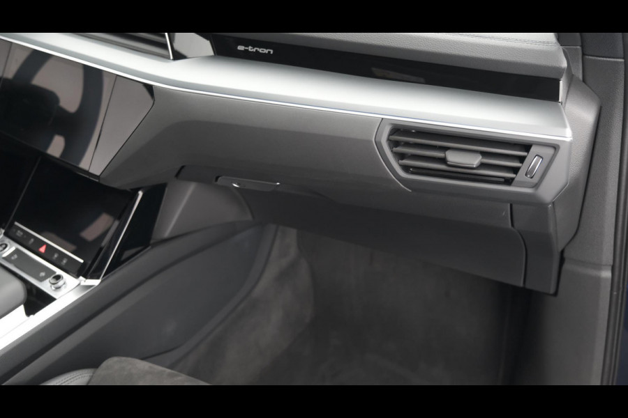 Audi e-tron Sportback 55 Quattro S Edition 95 kWh 408 pk| Head-Up Display | Luchtvering | Elektronische Kofferklep | Camera