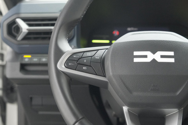 Dacia Duster Mild Hybrid 130 Expression | Camera | Stoelverwarming | Apple Carplay | Navigatie