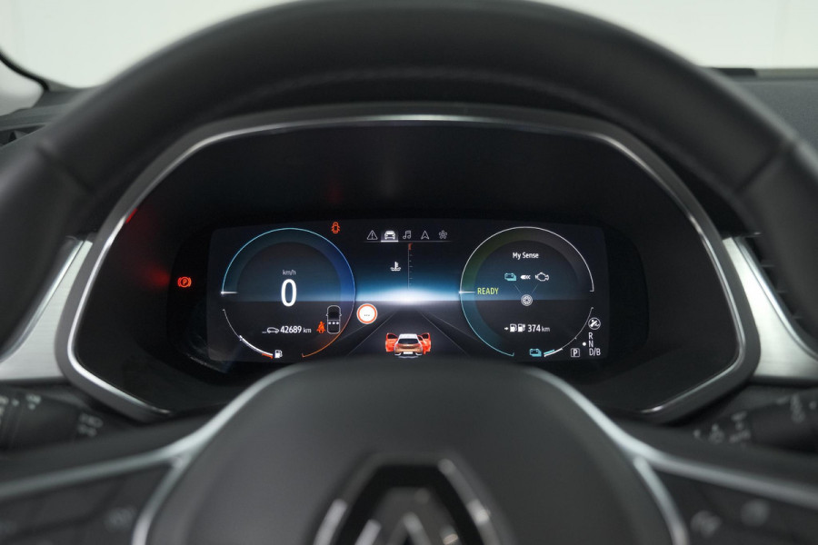 Renault Captur 1.6 E-Tech Plug-in Hybrid 160 Intens | Allseason Banden | Apple Carplay | Parkeersensoren