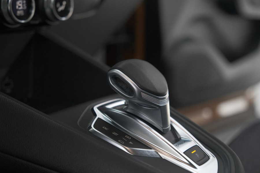 Renault Captur 1.6 E-Tech Plug-in Hybrid 160 Intens | Allseason Banden | Apple Carplay | Parkeersensoren