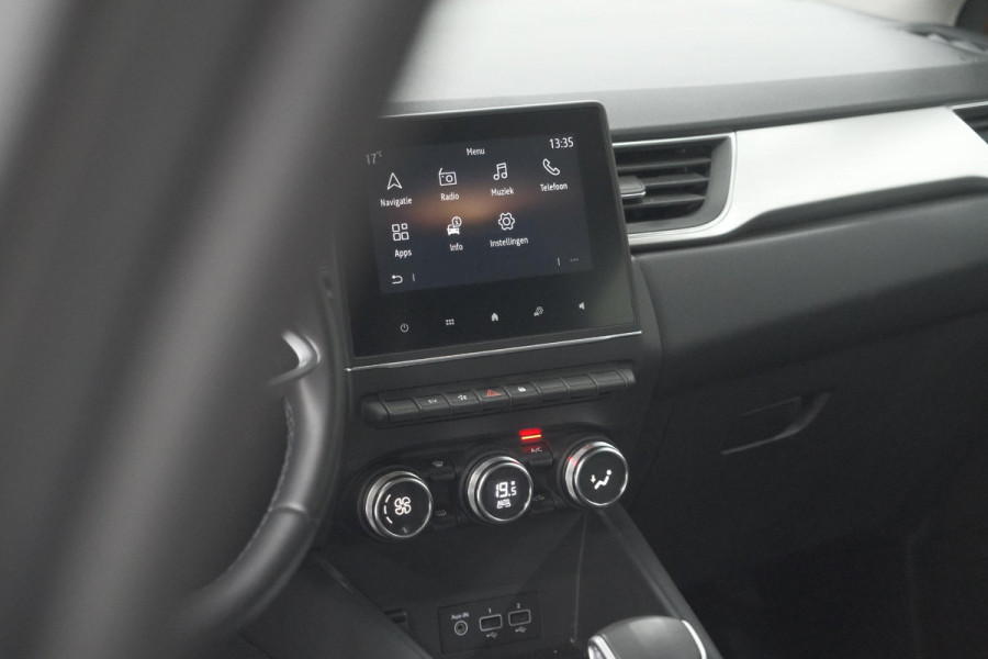 Renault Captur 1.6 E-Tech Plug-in Hybrid 160 Intens | Allseason Banden | Apple Carplay | Parkeersensoren