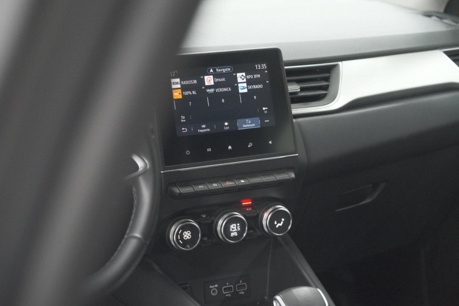 Renault Captur 1.6 E-Tech Plug-in Hybrid 160 Intens | Allseason Banden | Apple Carplay | Parkeersensoren