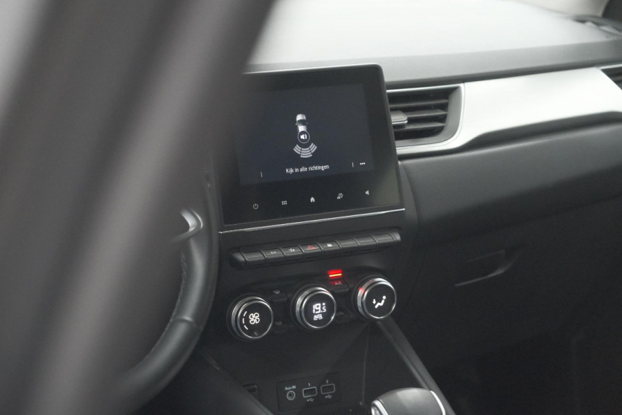 Renault Captur 1.6 E-Tech Plug-in Hybrid 160 Intens | Allseason Banden | Apple Carplay | Parkeersensoren