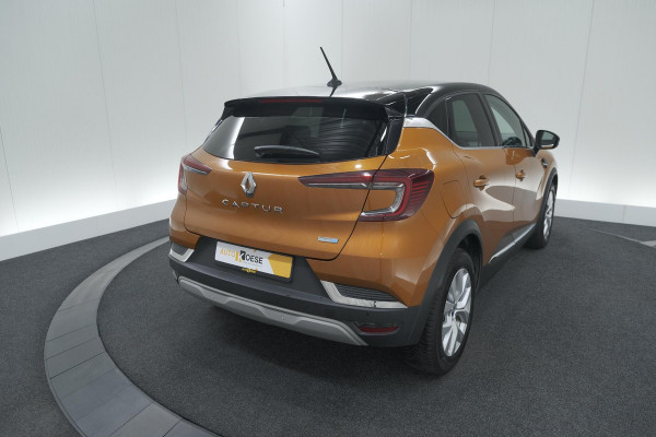 Renault Captur 1.6 E-Tech Plug-in Hybrid 160 Intens | Allseason Banden | Apple Carplay | Parkeersensoren