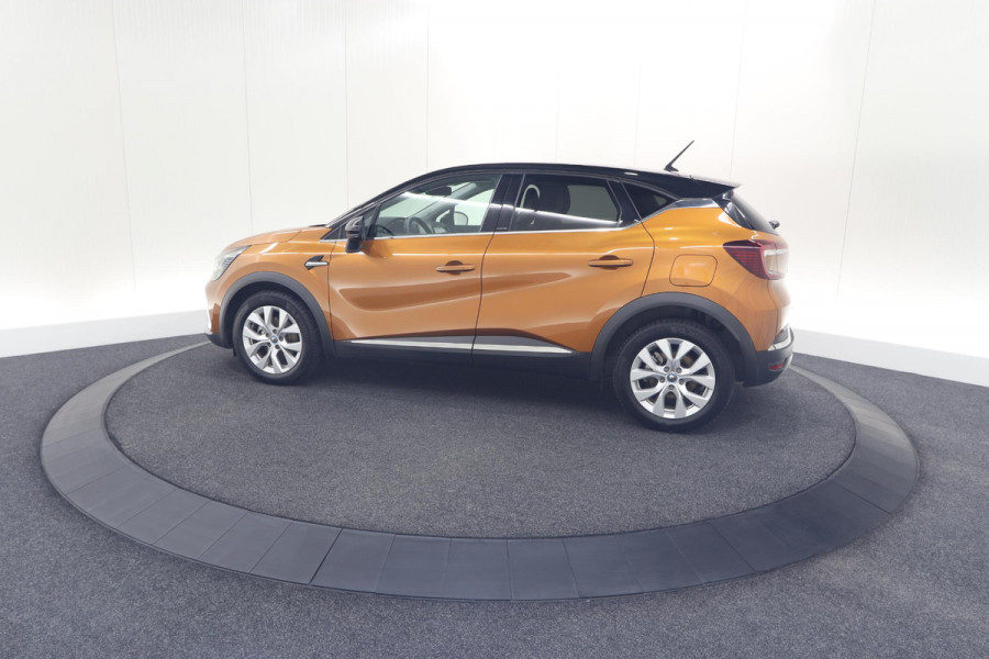 Renault Captur 1.6 E-Tech Plug-in Hybrid 160 Intens | Allseason Banden | Apple Carplay | Parkeersensoren