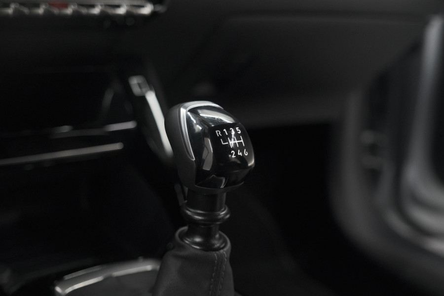 Peugeot 208 PureTech 100 GT | Camera | Navigatie | Apple Carplay | Parkeersensoren
