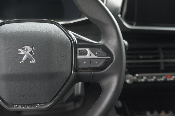 Peugeot 2008 PureTech 130 Allure Pack | Adaptieve Cruise Control | Stoelverwarming | Camera | Apple Carplay