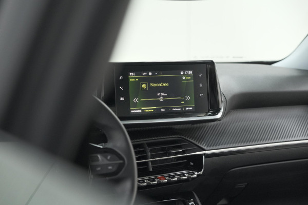 Peugeot 2008 PureTech 130 Allure Pack | Adaptieve Cruise Control | Stoelverwarming | Camera | Apple Carplay