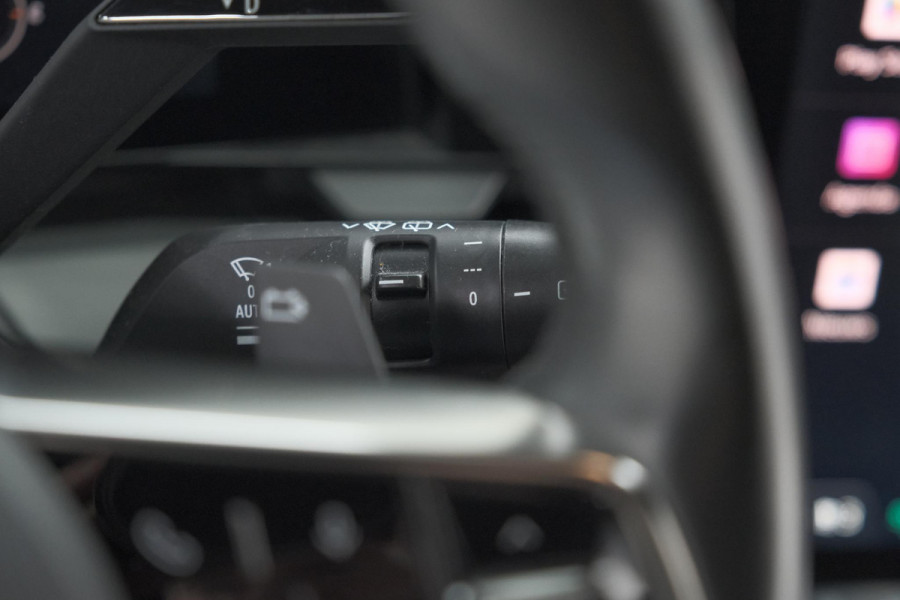 Renault Mégane E-Tech EV40 Boost Charge Techno | Camera | Pack Winter | Apple Carplay | SOH = 95,4%